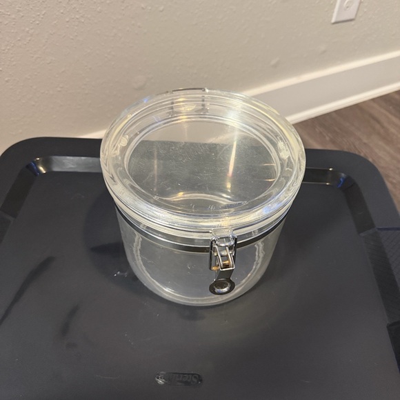 Clear Airtight Storage Container - Picture 2 of 2